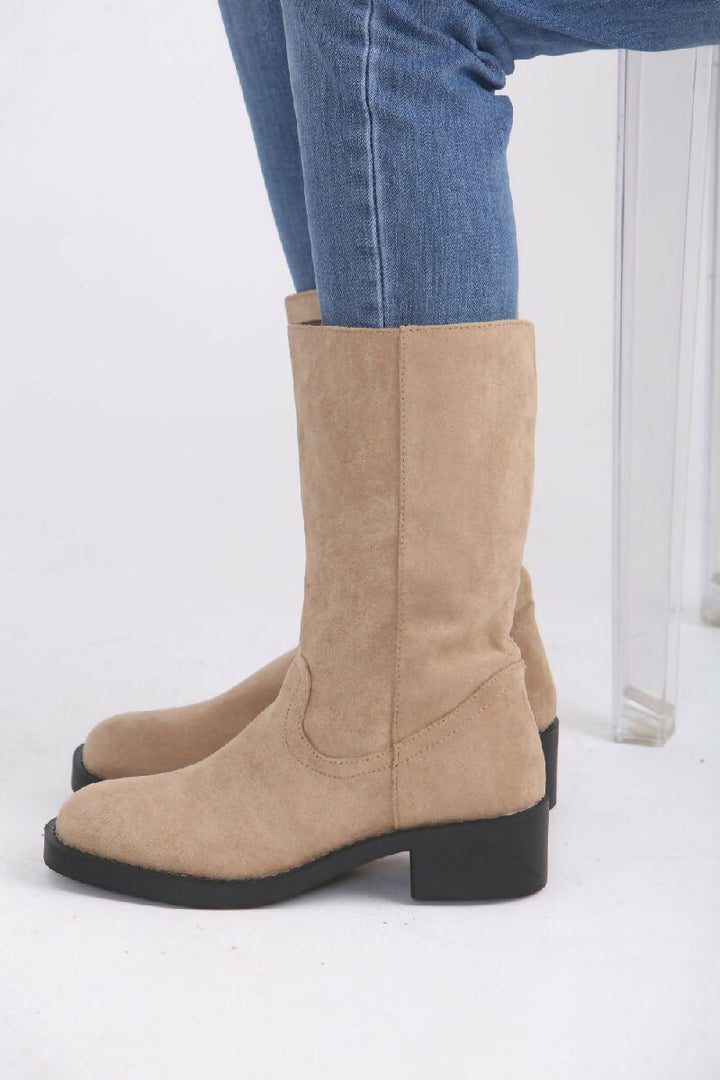 Camel Suede Designer Calf High Flat Boot (PACK OF 12 PAIRS UK3-UK8) - jqwholesale.com