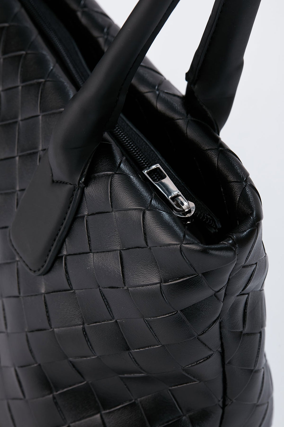 Braided Pu Leather Shoulder Bag - Black