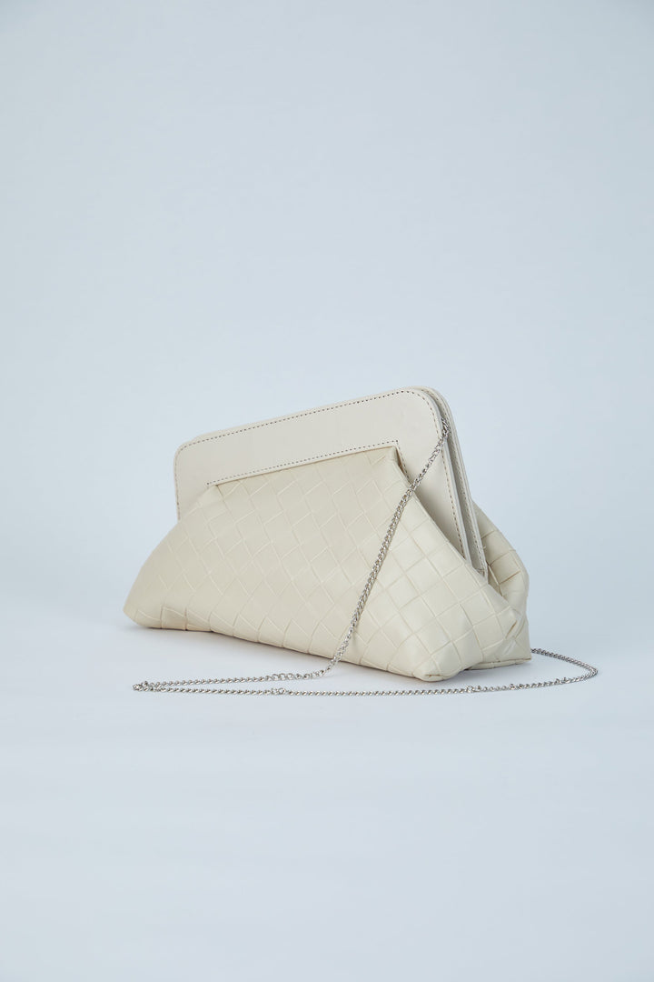 Asymmetrical Braided Pu Leather Clutch Bag With Detachable Strap - Cream