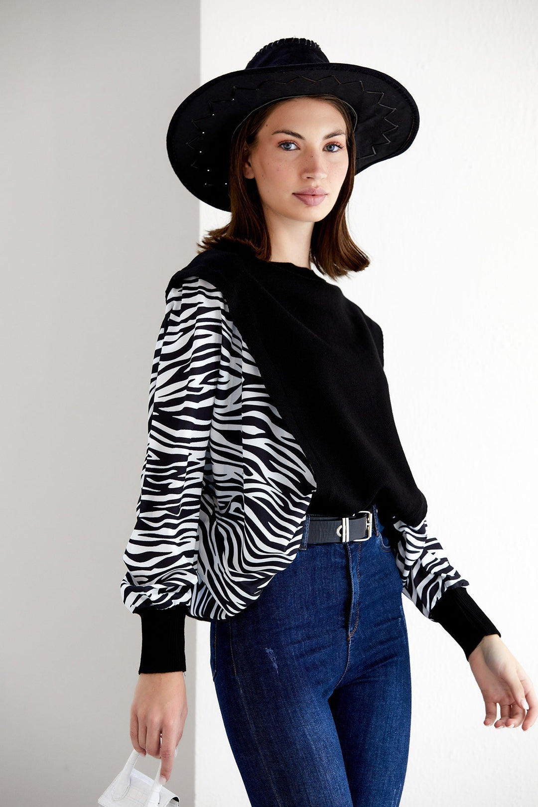 Wild Zebra Oversized Knit Jumper - jqwholesale.com