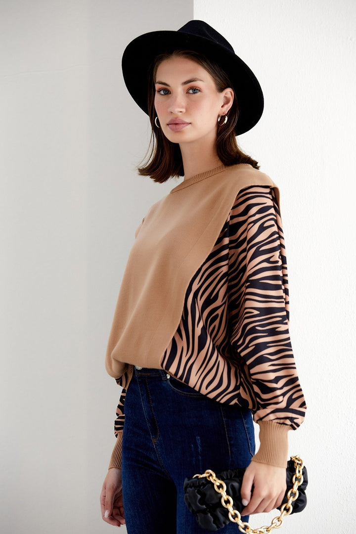 Exotic Safari Oversized Bat Sleeve Sweater - jqwholesale.com
