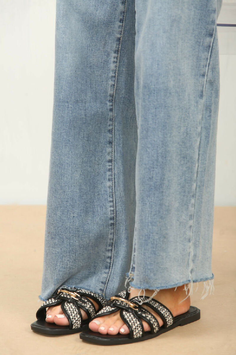 TT2BLACK_3_1000x1500