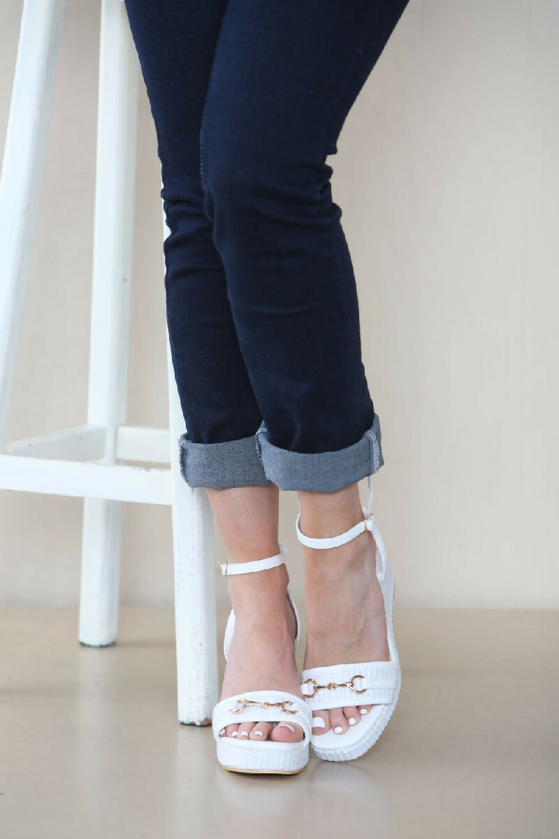 CWR2WHITE_5_1000x1500