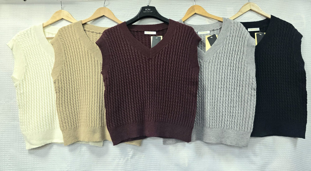 Oversized V Mini Cable Slipover Knit Vest - jqwholesale.com