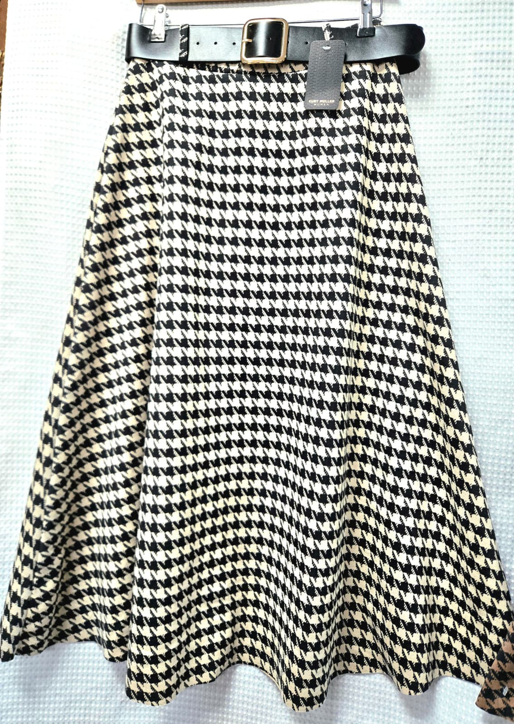 Dogtooth Check Suedette Midaxi Skirt - jqwholesale.com