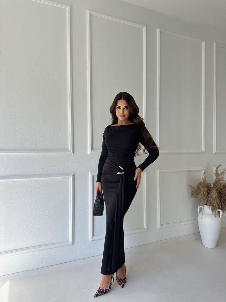 Elegant Draped Ring Detail Maxi Dress – Black