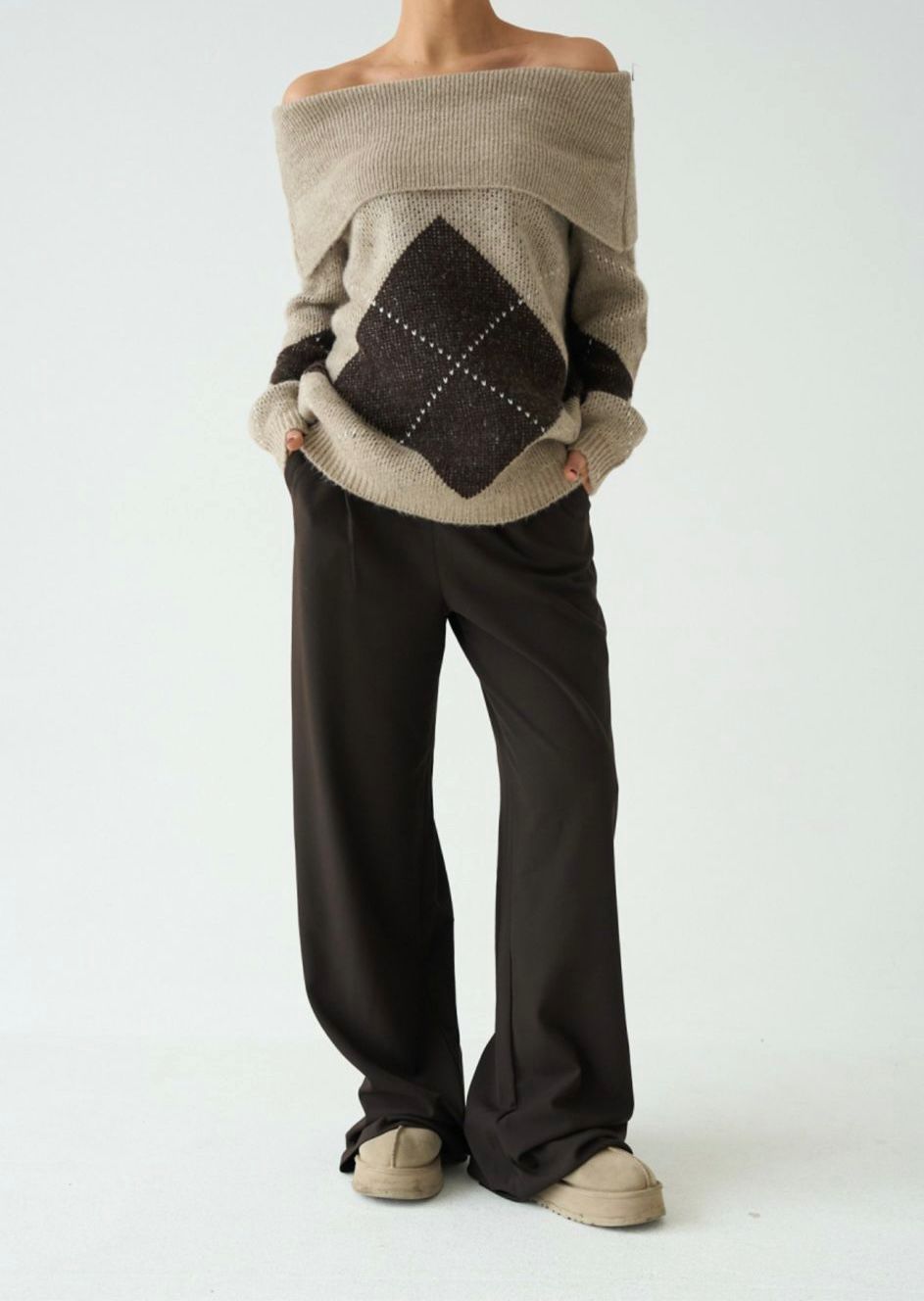 Off-Shoulder Argyle Knit Jumper in Beige