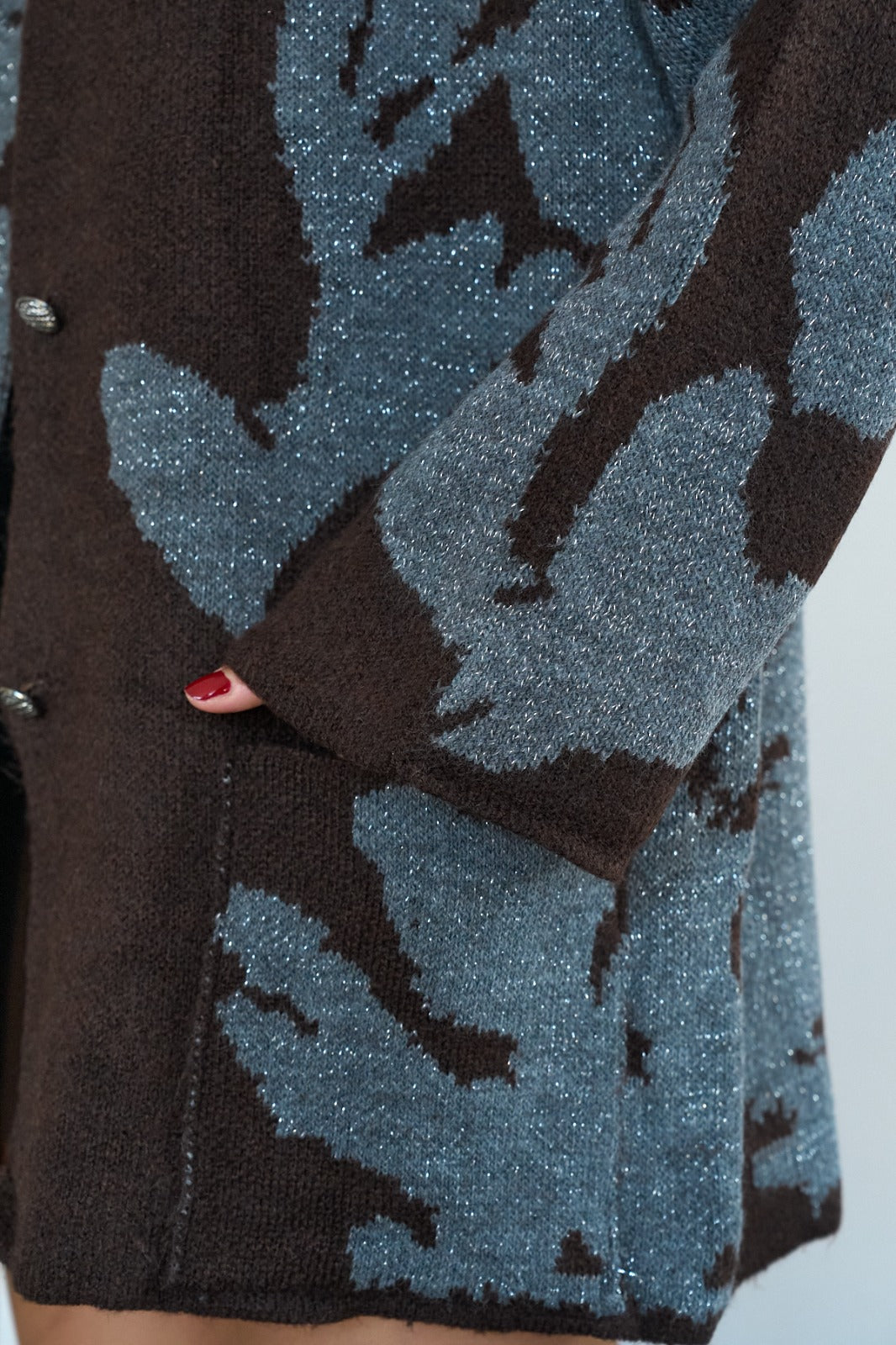 Metallic Jacquard Floral Knit Cardigan – Brown/Grey - jqwholesale.com
