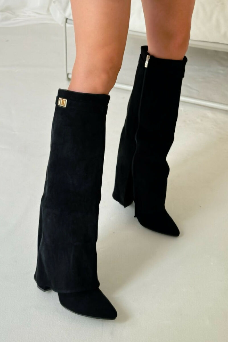 BLACK SUEDE FOLD OVER BUCKLE DETAIL FULL INSIDE ZIP BLOCK HEEL KNEE HIGH SHARK BOOTS (PACK OF 12 PAIRS UK3-UK8) - jqwholesale.com