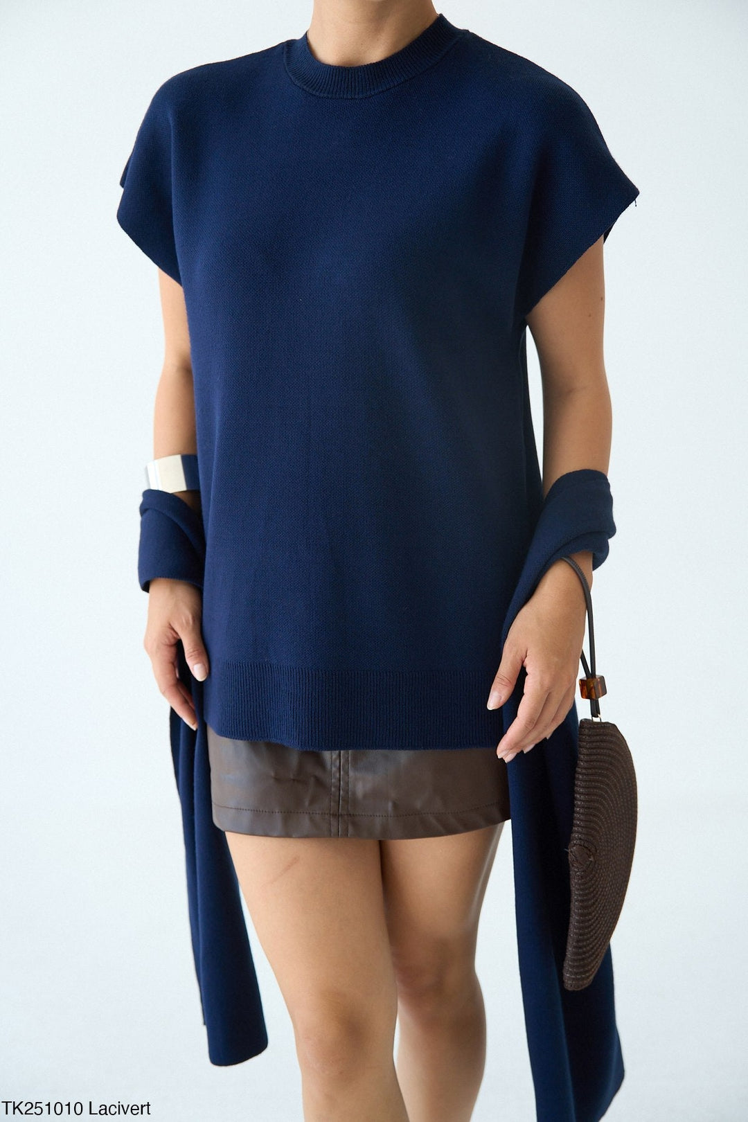 Sleeveless Knit Jumper with Matching Scarf in Navy - jqwholesale.com